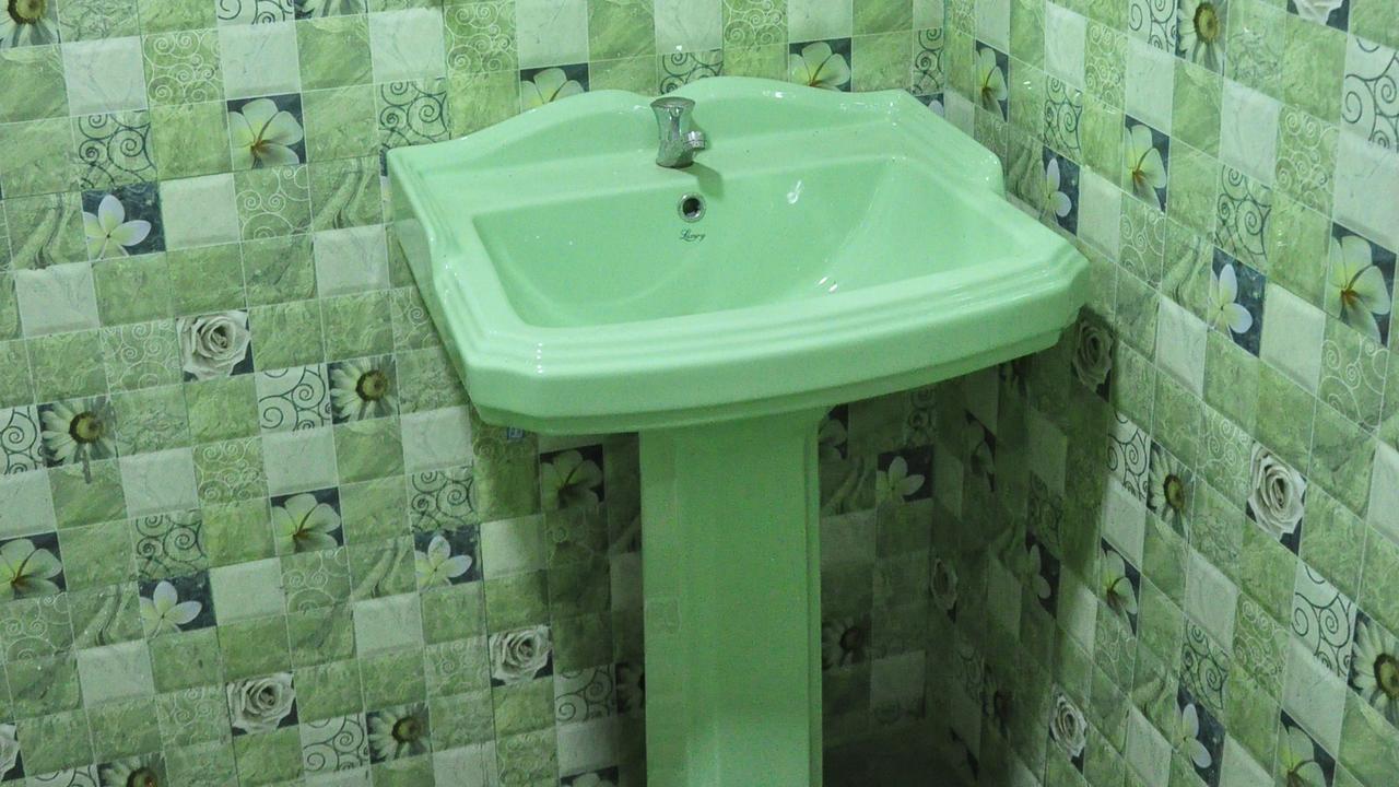 Rock Lake Home Stay Sigirija Zewnętrze zdjęcie