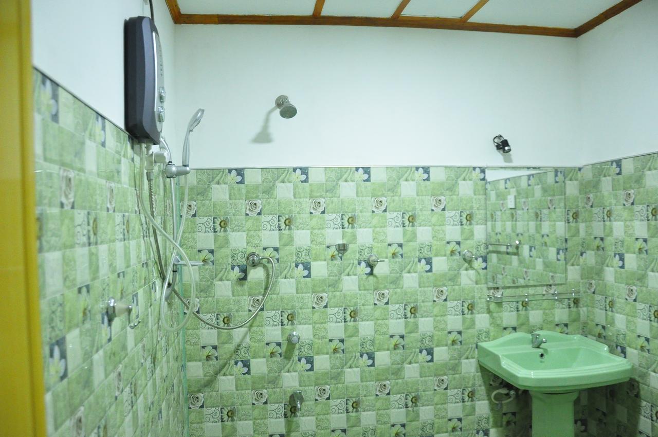 Rock Lake Home Stay Sigirija Zewnętrze zdjęcie