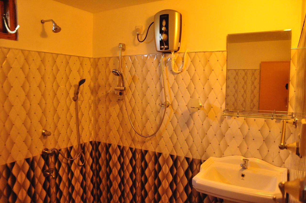Rock Lake Home Stay Sigirija Zewnętrze zdjęcie
